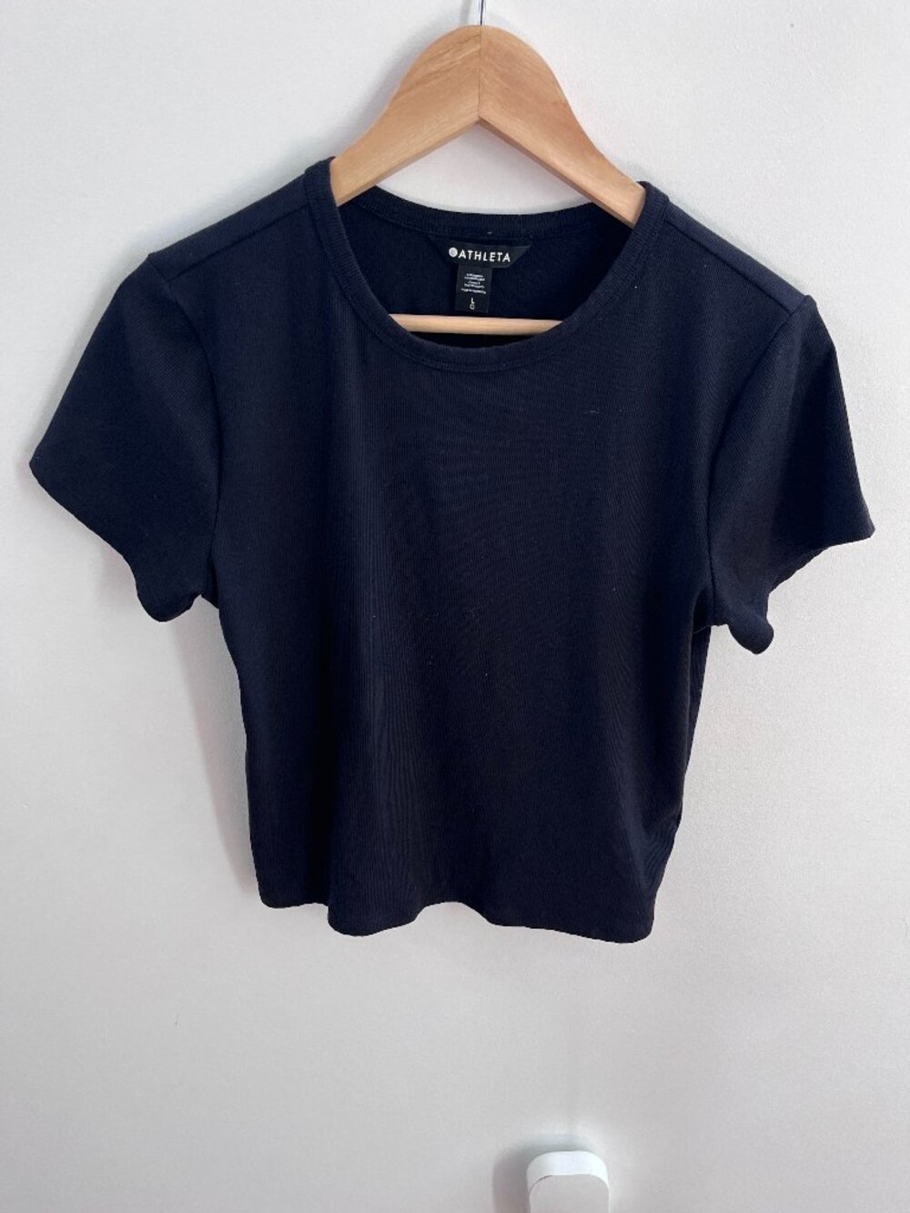 Athleta Signature Rib Crop Tee Black Ribbed Short Sleeve Shirt Size L